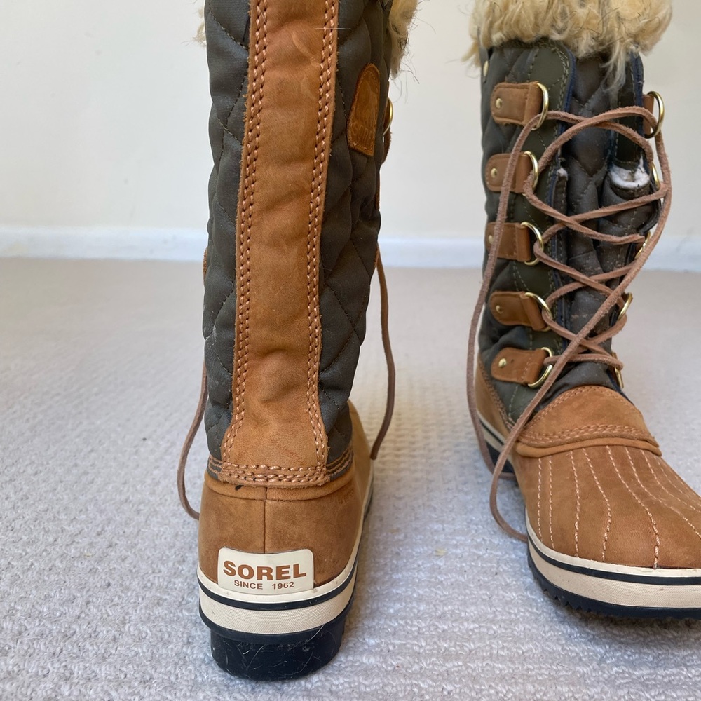 Sorel Tofino Women Size 7 Lace-Up Boots - Picture 2 of 5